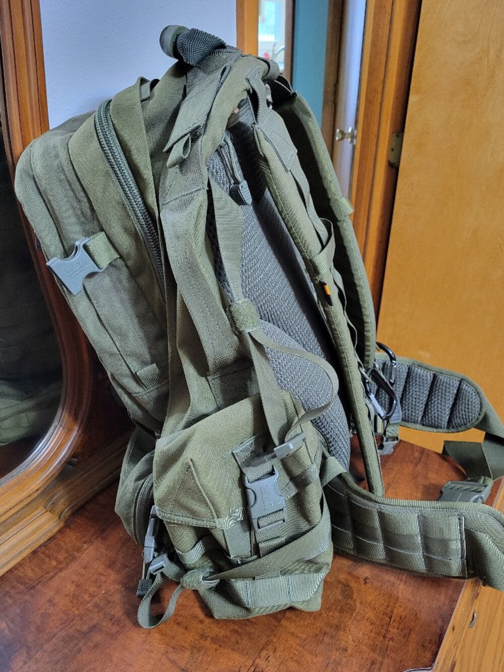 Blackhawk Titan Hydration Backpack Olive Drab - Picture 9 of 9